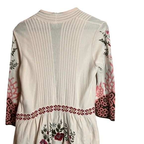 Sahalie Boutique 1 Button Embroidered Floral Cardigan Sweater Cream‎ Women Small - Picture 3 of 10
